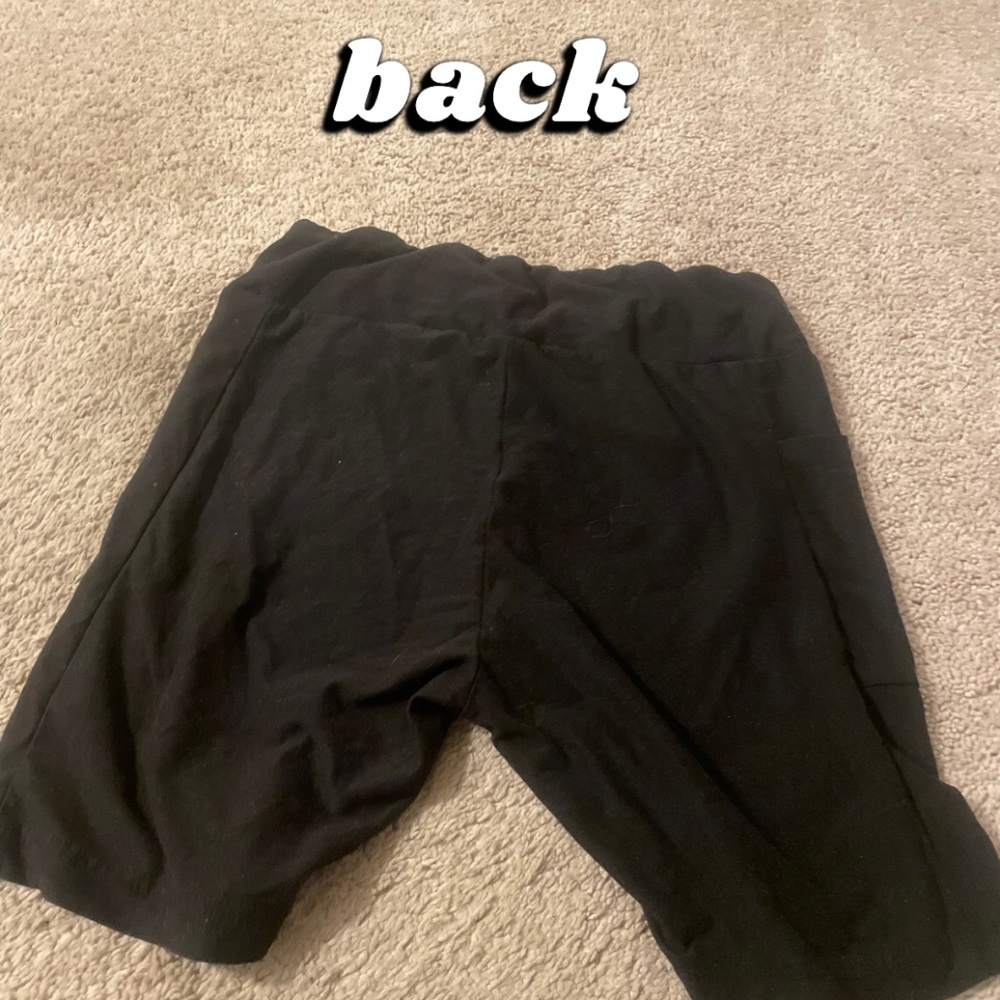 Black biker shorts 🩳